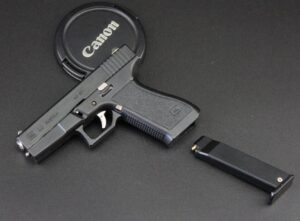 1/2.05 scale Austria Glock 21 toy pistols gun police toy pistol gun model toy guns metal prop gun - Image 4