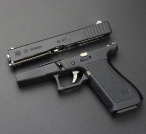 1/2.05 scale Austria Glock 21 toy pistols gun police toy pistol gun model toy guns metal prop gun - Image 6