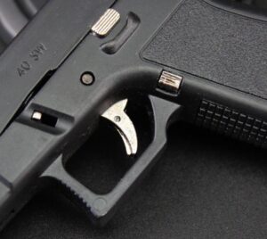 1/2.05 scale Austria Glock 21 toy pistols gun police toy pistol gun model toy guns metal prop gun - Image 8