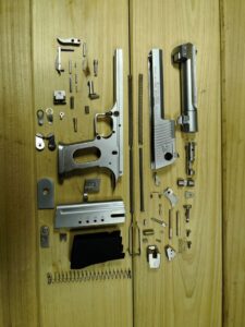 1/2.05 scale Desert Eagle Frosted Silver Ver. toy pistols gun police toy pistol gun model toy guns metal prop gun - Image 4