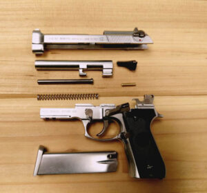 1/2.05 scale Italia Beretta M92F fake gun toy pistols police gun toy pistol gun model toy guns metal prop gun - Image 8
