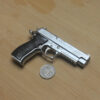 1/2.05 scale SIG Sauer P226 toy pistols gun police toy pistol gun model toy guns metal prop gun - Image 10