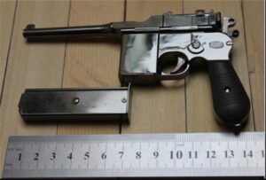 1/2.05 Mauser Military Pistol M1932 metal imitation gun Toy police bullet pistol gun model toy pistols - Image 5