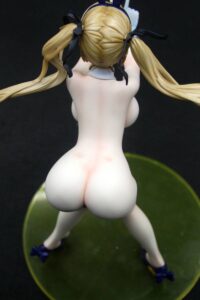 Dead Or Alive Xtreme 3: Marie Rose huge breast 1/4 nude anime figure - Image 5