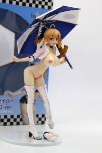 Fate/Stay Night - Saber 1/6 anime girl figure naked anime figures - Image 5